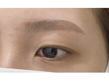 ユニ(uni)/アイブロウスタイリング