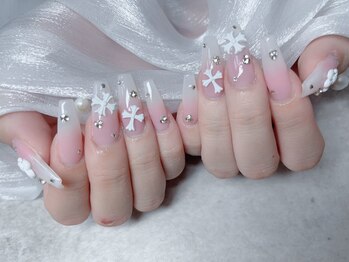 スノーネイルサロン 新宿店(Snow nail salon)/十字架/ストーン