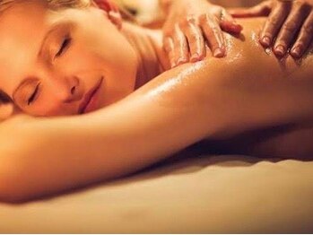 リラックスニャ(Relaxnya)の写真/溜まった疲れを解消し毎日快調な自分へ☆ゴリゴリ極上リンパで髄から汗出し◎PCで辛い首肩コリに