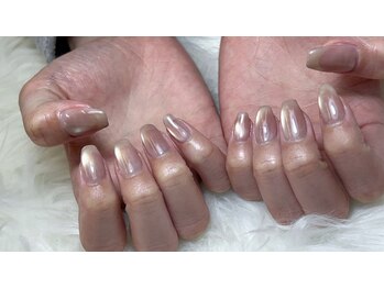 ネイルサロン　ユメチカ/ヌーディーカラーもマグネットで