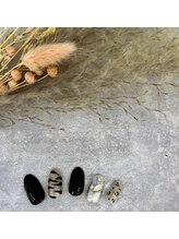 ネイル バズ(NAIL BUZZ)/初回ソフトジェルオフ込11000円