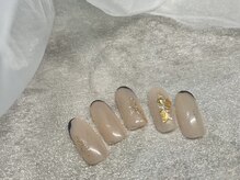 プティ アイビューティ 京橋店(peTiT eyebeauty)/カジュアル　シンプル　キレイめ