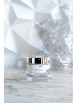 ラエッセ 目黒 白金台店(LAESSE)/LAESSE glass skin Series