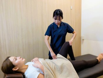 長者町ビオス整骨院/股関節を柔らかく骨盤矯正＆整体