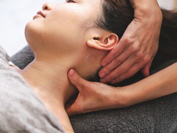 フロー(Flow)/お顔の印象が変わります