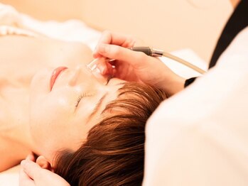 ナナイロサロン ニコリー(NaNairo nicolly)の写真/産毛・毛穴汚れ・角栓をしっかり除去！小鼻・頬・顎のザラつきや黒ずみも集中ケア！