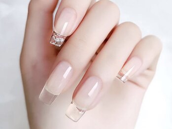 ネイル フライガール(nail FLY GIRL)の写真/自爪が短い・折れてしまった…そんなお悩みの方に！長さ出しで指先を美しく魅せます♪イベント前にも◎