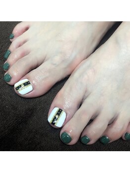 ネイルサロン エリア(AREA)/フットジェルネイル　秋デザイン