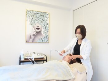 クリニカルココ 香椎店(クリニカルCOCO)の写真/《香椎で叶う韓国式肌管理◆》ララピール×シミケアで内側から輝く水光肌へ♪徹底ケアで毛穴レスな艶肌を◎