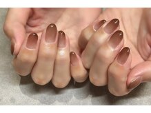 ネイルアンドアイラッシュスタジオ シュシュ(chouchou)/ブラウングラデ大人かっこいい
