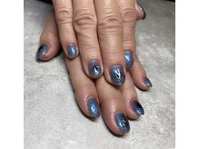 アナパ(anapa)/控え目マグネットネイル