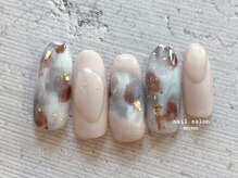 モノ(mono)/ニュアンス　白べっ甲ネイル