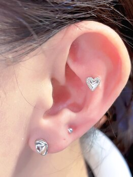 ビー 銀座一丁目駅店(Bee)/耳ツボジュエリー