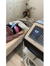 ビトタン 倉敷本店(+美to鍛)/寝ているだけ筋トレの様子♪