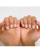 リアンリアン(lien lien de felicite nail)/細フレンチネイル