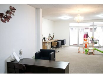 ポーラ AMI店(POLA)/カウンセリングスペース 1