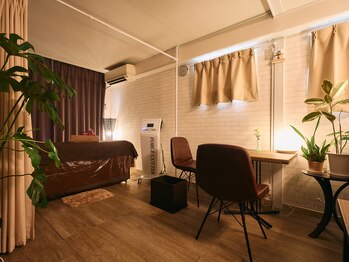 アムスパ(Aum Spa)/サロンの内観