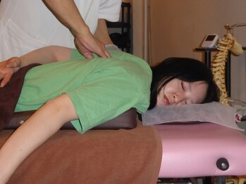 てあて館 コンフォルト 綱島(confort)の写真/【今どうにかしたい…！】その疲れをお手頃価格で凄腕調整師がしっかり取り除く！定期メンテナンスにも！