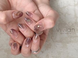 ブラウン　ニュアンスネイル