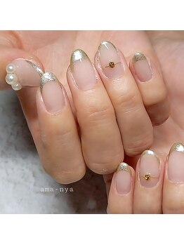 アマーニャ(ama-nya)/キラキラフレンチネイル