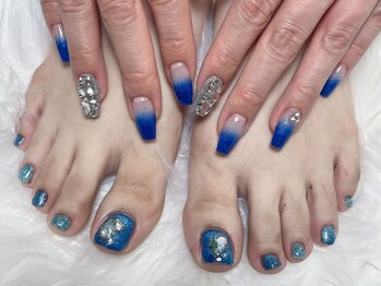 ネイルアルバ(Nail ALBA)/ハンドフット同時施術