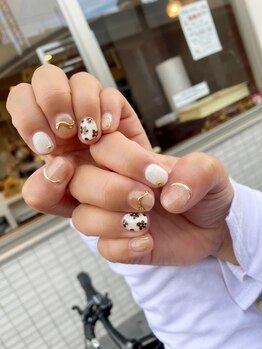 【村長】お花ニュアンスアート