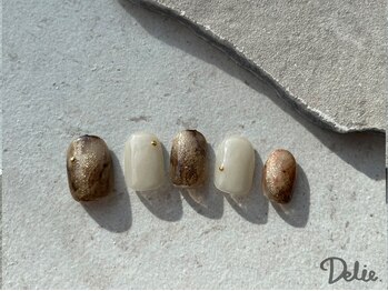 デリエ(Delie)/HAND BASIC