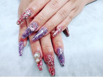 リバティプラス(Liberty+)の写真/【キラキラが大好きな方集合☆】持ち込みメニューも承ります！技術が高くとことん可愛いを詰め込みます♪