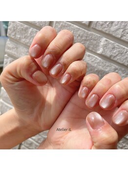 アトリエ イル(Atelier iL)/シルクのようなマグネットネイル