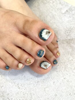 アンドエミニー エン ラボーテ(& EMINY 艶 la beaute)/アートフットネイル