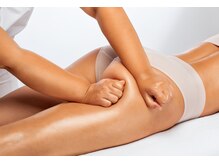 シェラ優華 高岡