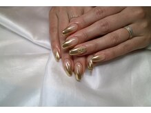 ネイルサロン R/スタイリングコース×カラグラ