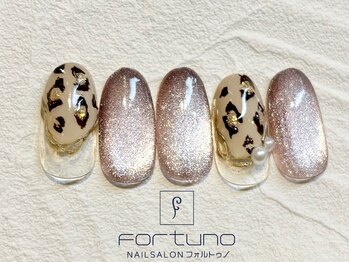 トレンドネイル