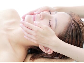 レディース ビホウ(BIHOU)の写真/【美白×ハリ艶UP】＼神戸ココだけ／体感に驚き、効果に感動する『BSWバイオセル』肌管理120分9000円