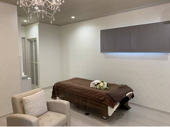 フルリール(Fleurir)/サロン内観