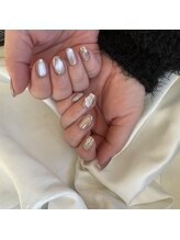 トゥデイム(TODAY'm)/ゴールド華やかネイル