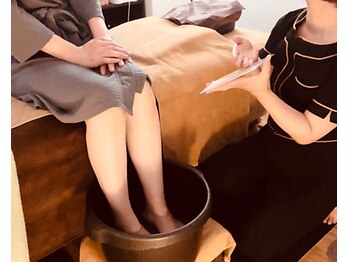 レア ルアン 西口店/お着換が終わったらフットバス