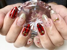 ダブルムーンビューティフル(DOUBLEmoonBeautiful)/赤＆銀が可愛いクリスマスネイル