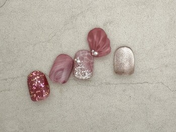 アンドヴァ ピヴォクロス店(Andova)/【H32】華やか