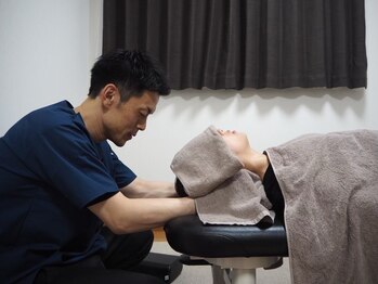 森整体院/首の調整