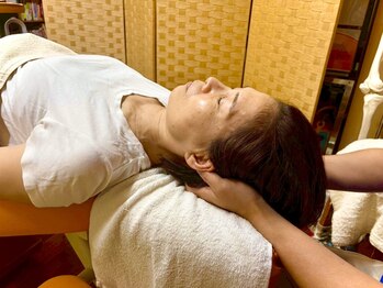 接骨院わが家/ヘッドマッサージ