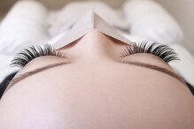 アイリス バイ イリゼ(Iris by Irisee)