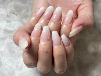 ミリュウ(Milieu)の写真/【パラジェル取扱】OLさんに人気のシンプル系ネイル♪シンプルだからこそ差が出る技術力が人気の秘密◎