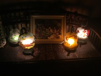 ラナゴミ 千葉駅前店(La nagomi)/ガレ風ランプ