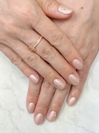 ネイルケア付デザインマニキュア