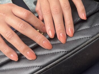 サロン アクセシブル(salon ACCESSIBLE)/コーラルネイル