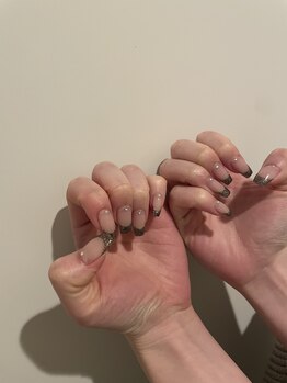 ムーイ 外苑前(mooi.)/brown french