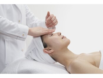 グラリス(GRALYS)/フェイシャル