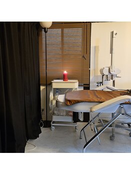 ミホズルーム(Miho‘s room)/ロウソクの明かりでよもぎ蒸し