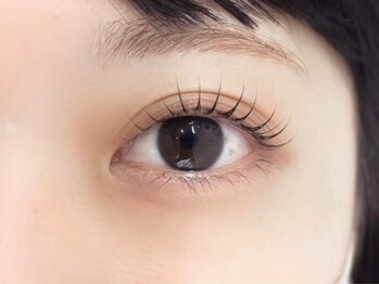 クーイー まえばしガレリア店(cooey.)の写真/2種類の高濃度まつげトリートメントがセットになっているのでダメージを気にせず艶カールが長持ちします♪